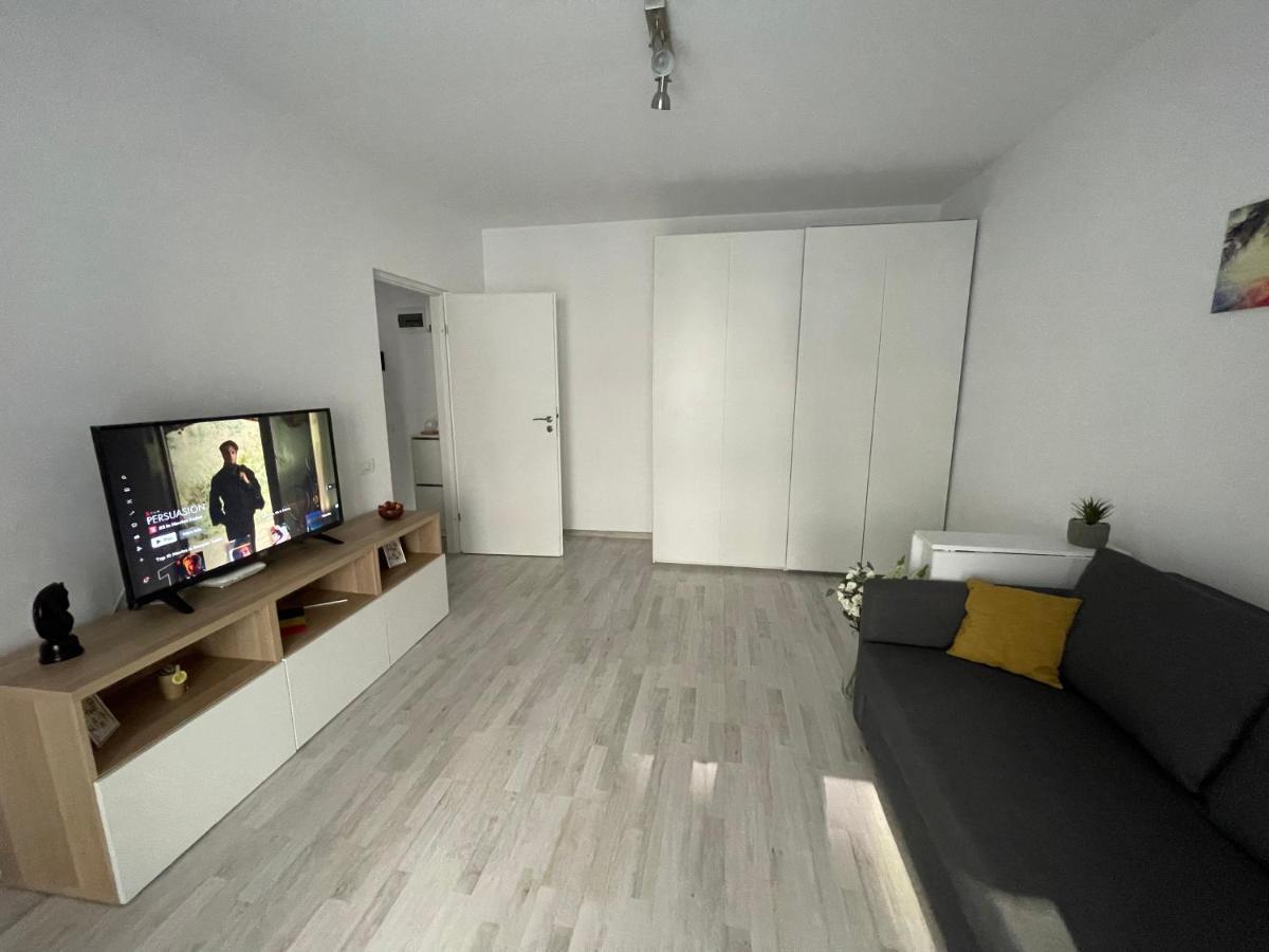Pearl Luxury Apartment Near Presidential Palace Bukarest Exterior foto